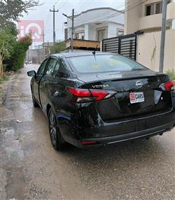 نيسان فيرسا